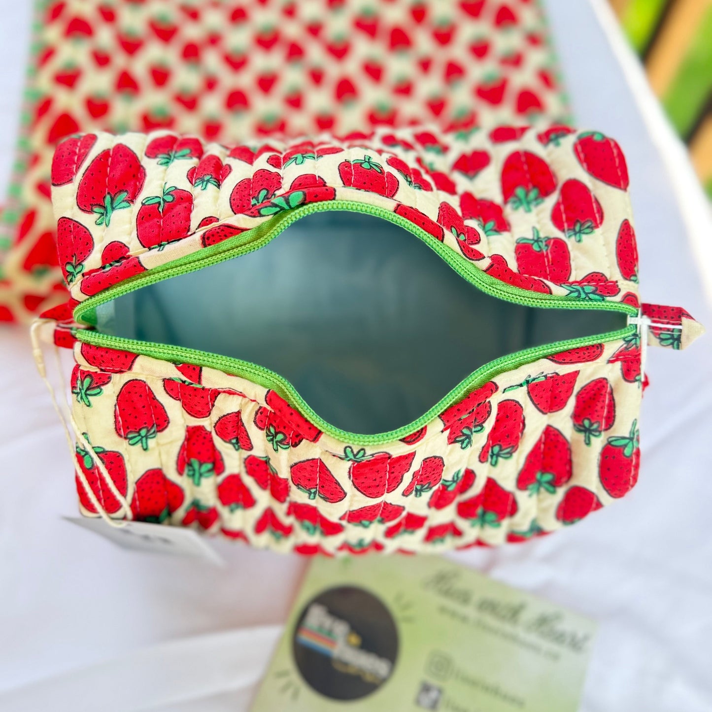 Berry Pop Pouch